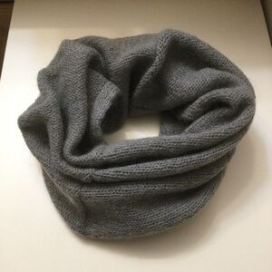 1937 Hand Knitted  Tube Snood Scarf Neck / Head Wear Gray  Nylon / Mohair / Wool